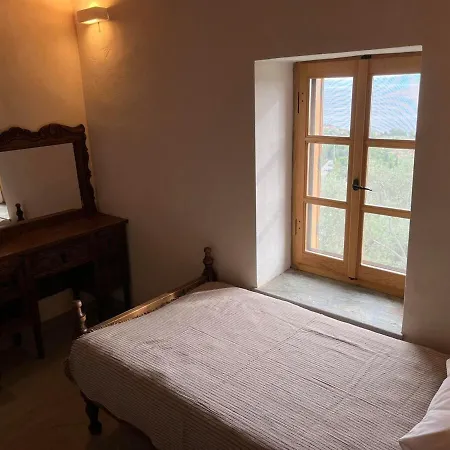 Steinhaus - Olivenhain, Hanglage Und Atemberaubender Panoramablick Xarkhakia